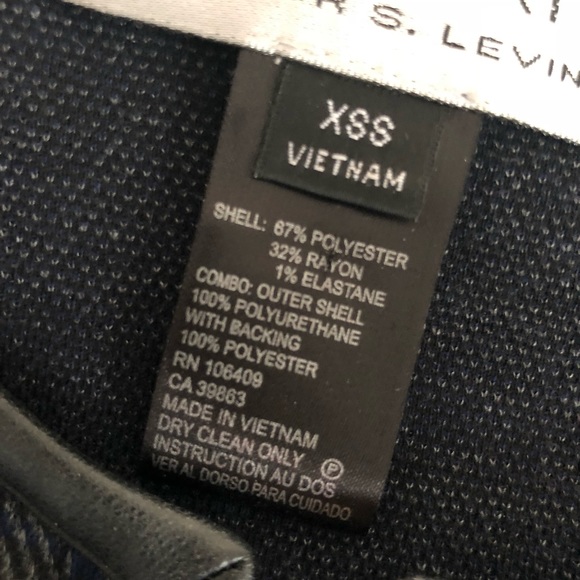 Tahari Poncho Plaid Cape - Picture 5 of 8